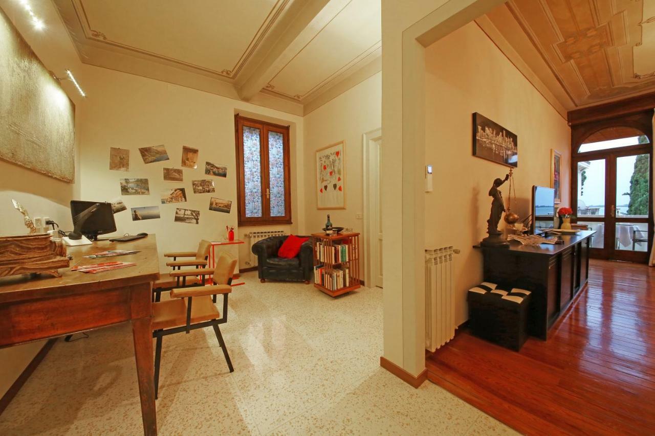 Appartamento Belvedere Gardone Riviera Exterior foto